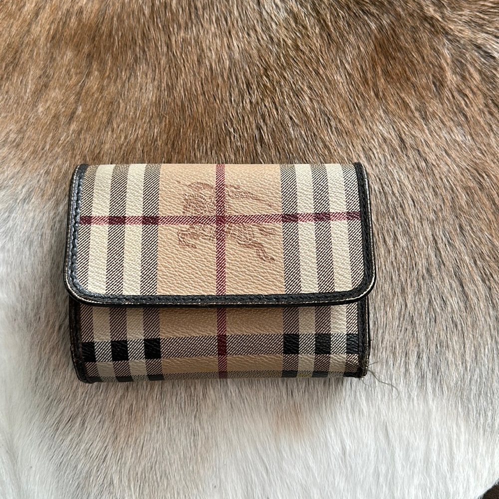 Burberry trifold wallet